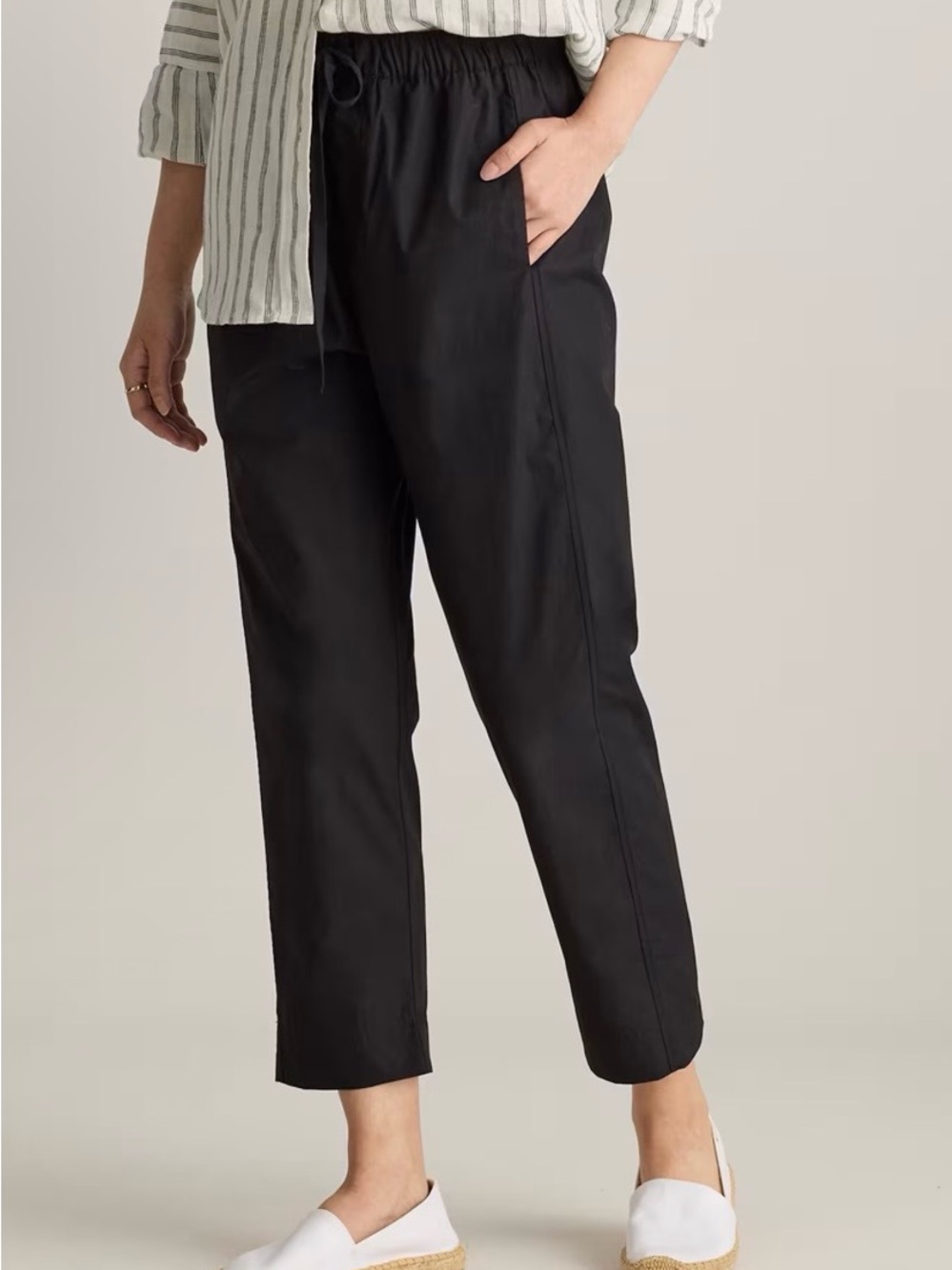 Relaxed Black Drawstring Crop Pants - Women 100% cotton